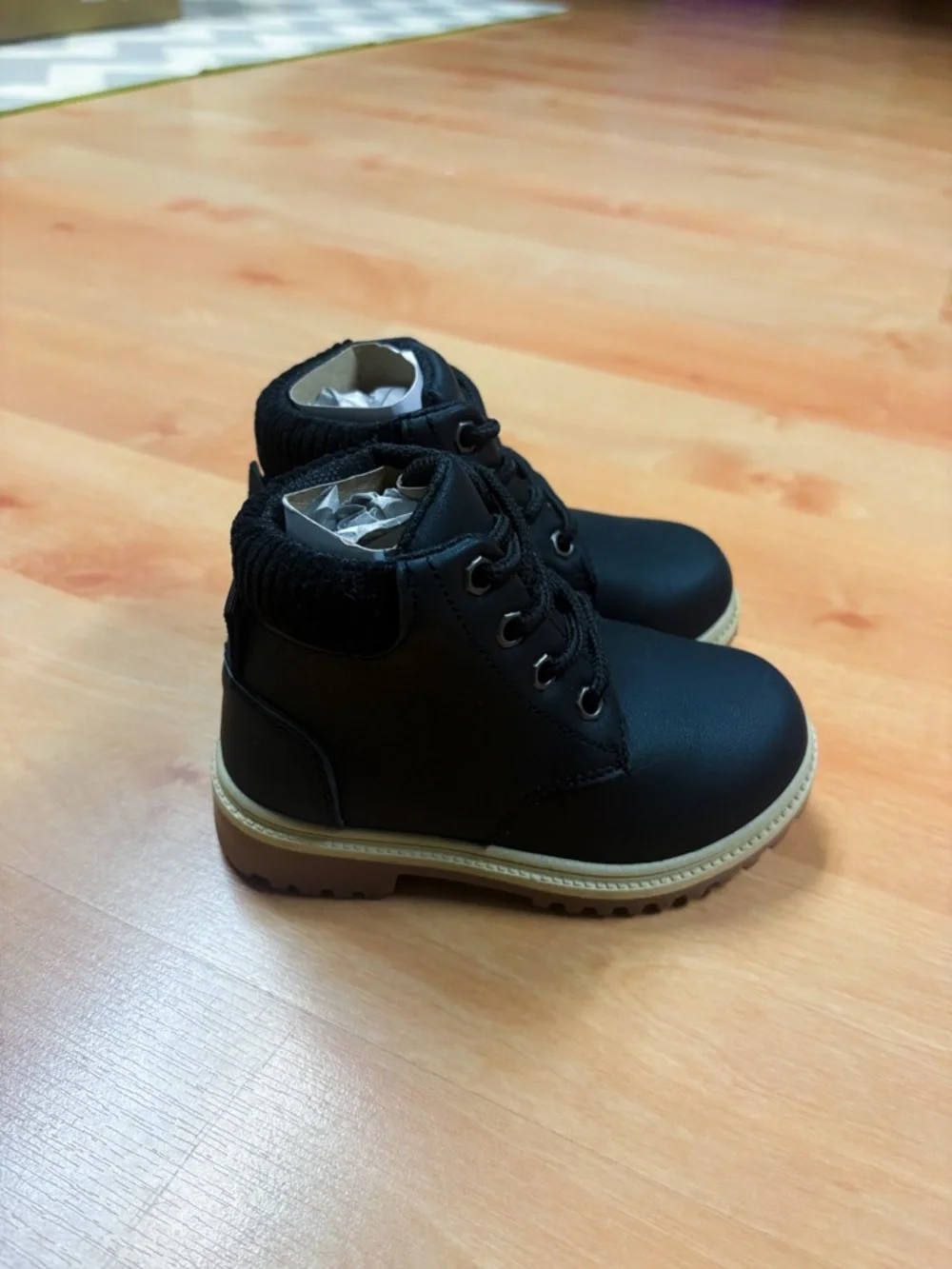 NWOT Fabkids Black Mountain Boot Lace Up Ankle Boots Toddler 7